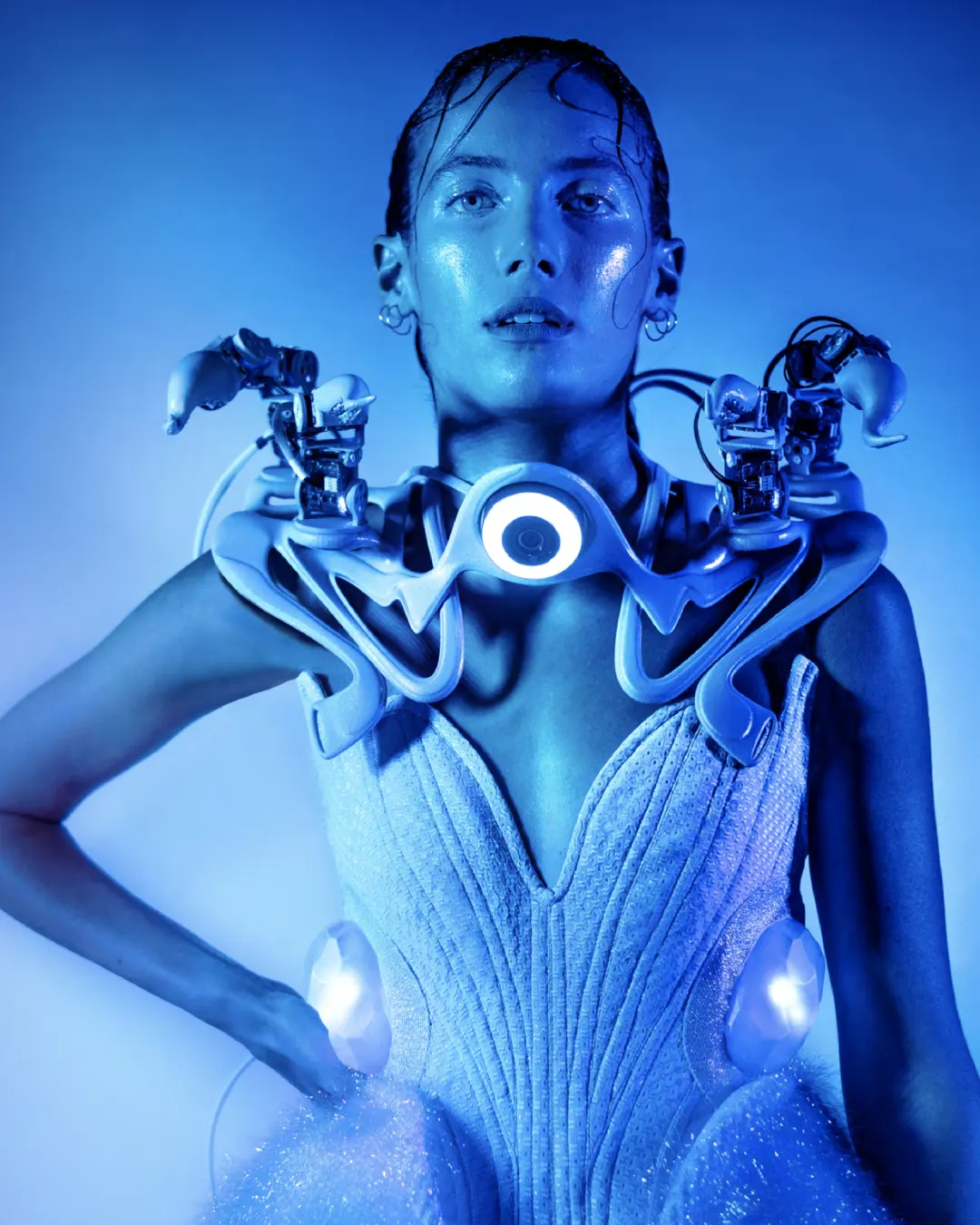 Circensia Lab robotic costume experiment